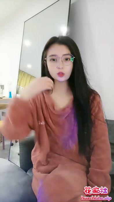 眼镜妹清纯美女 滑稽元宝 露脸直播精彩截图03