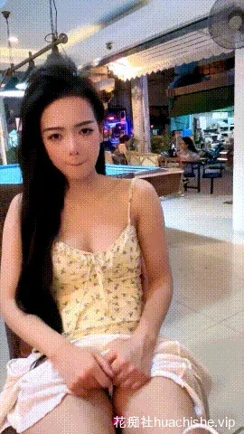 超美时尚女郎 小小晴 户外大胆露出精彩截图01