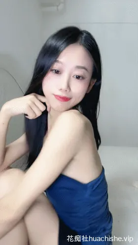 骚辣惹火俏佳人 哥哥叫我乖乖 长腿制服自慰精彩截图03