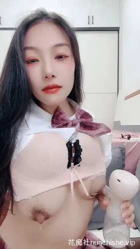 纯美少妇 南方的表妹 自慰直播精彩截图22