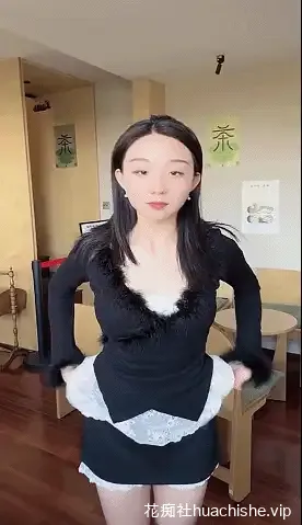 健身美少女 可可奶蛋 户外露出一字马自慰直播精彩截图08