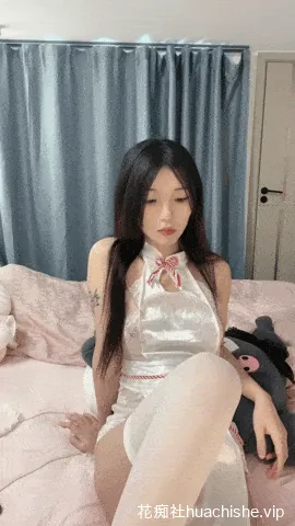 清纯校花纯欲天花板 带小御回家 直播精彩截图18