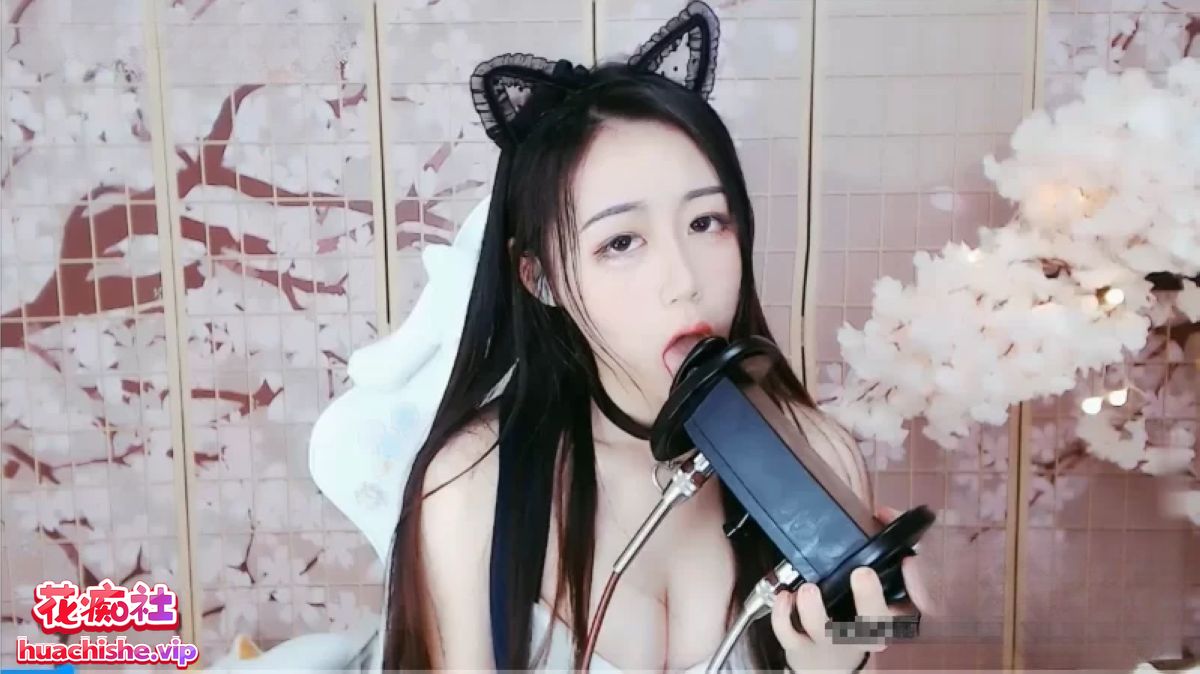 斗鱼沈梦逸/纯情xx九九/娇娇爱喘气 大尺度精彩截图06