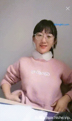 色色的老湿 办公室自慰直播精彩截图02