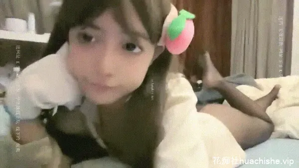 音乐才女【恩惠/是小甜甜啊啊啊】定制福利视频精彩截图09
