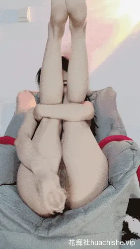 丝袜控女神 雪奈LUCK 各种情趣内衣黑丝美腿精彩截图03