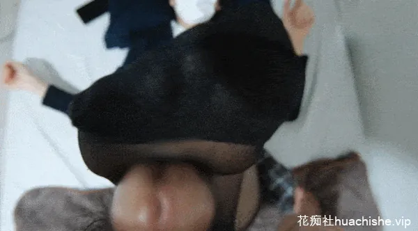 Myfans美腿恋足少女souai couple足交足控精彩截图11