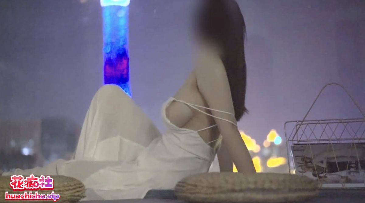 91汤三哥 大胸嫩模妹子前来助阵31部合集精彩截图02