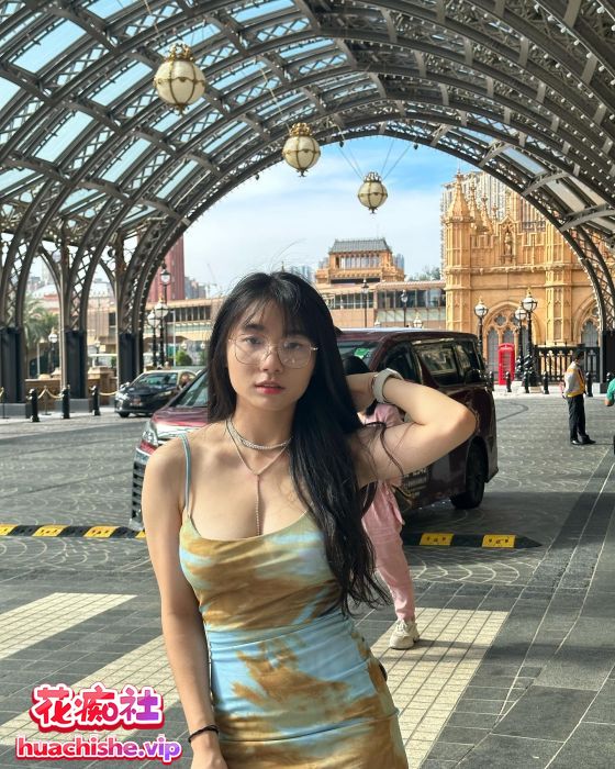 抖音百万粉丝巨乳大奶网红sunny77/宝贝77 资源精彩截图16