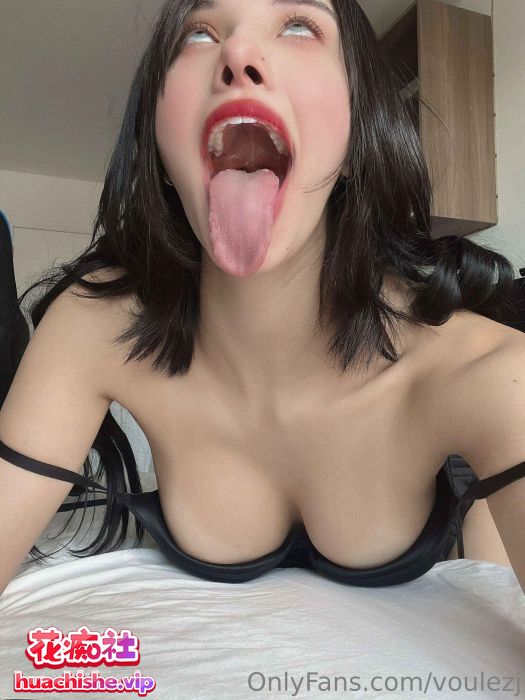 OnlyFans阿嘿颜反差婊voulezj 视频精彩截图01