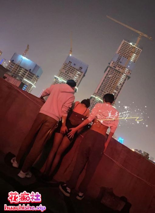 极品福利姬 美杜莎meidusha91 口交群P露出视频精彩截图09
