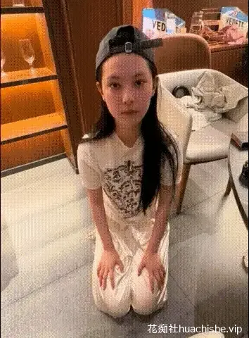 最新几十位极品女神 原档泄密自拍精彩截图15