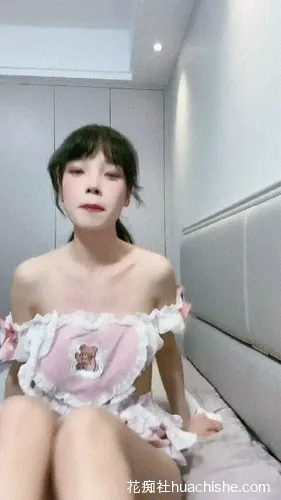 梦梦重金一对一指挥调教精彩截图01