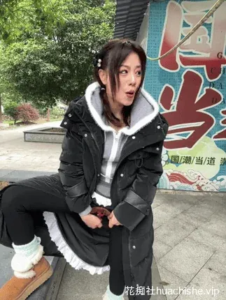 Asia-GoodLuck 户外极限大胆露出精彩截图08