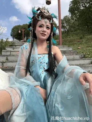 Asia-GoodLuck 户外极限大胆露出精彩截图25