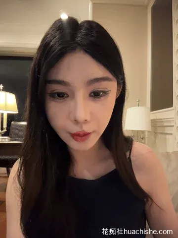 linjianvhai 长腿黑丝诱惑直播精彩截图06