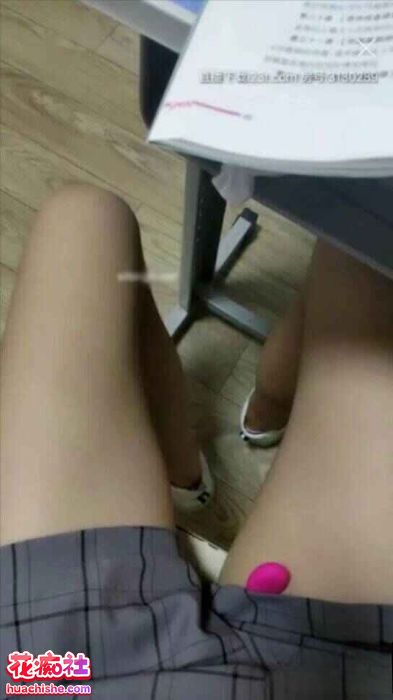 大三小依依/哆哆 直播精彩截图08