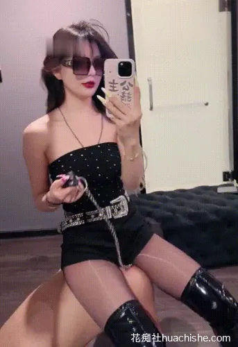玥樾与06年表妹女奴奴下奴各种调教视频精彩截图01