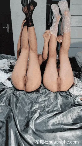 糯米和小虫 裸舞自慰精彩截图06