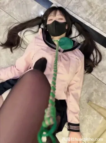 玥樾与06年表妹女奴奴下奴各种调教视频精彩截图16