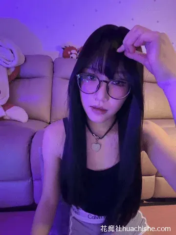 youyo333 情趣黑丝诱惑自慰精彩截图04