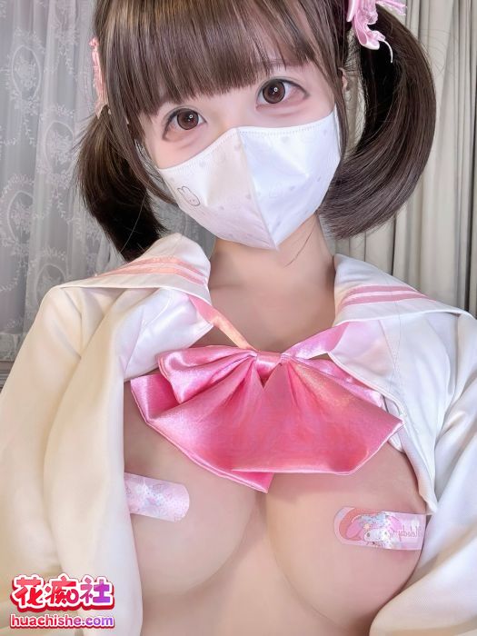 曲奇软fufu 5套写真精彩截图10