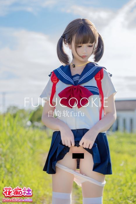 曲奇软fufu 5套写真精彩截图13