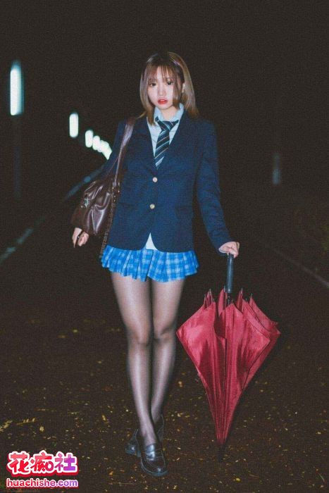 柒柒要乖哦/柒柒不可爱 全套写真精彩截图08