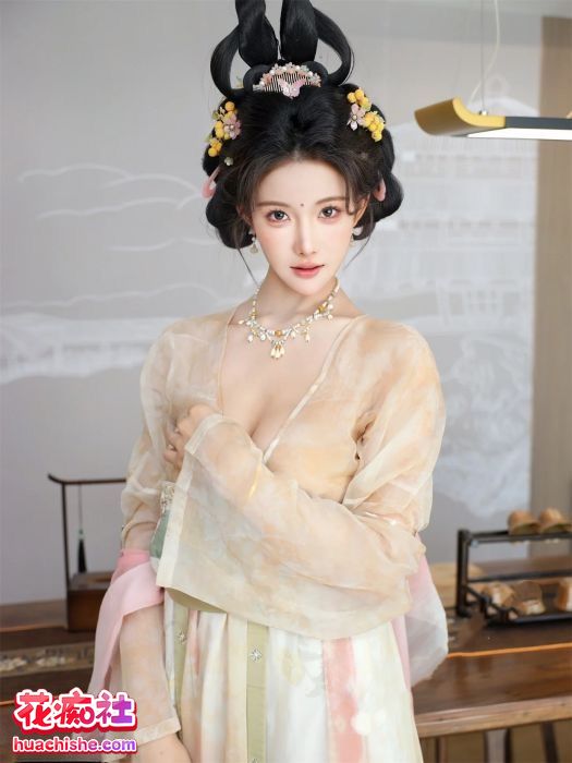 极品高颜值模特 梨霜儿 写真私拍精彩截图05