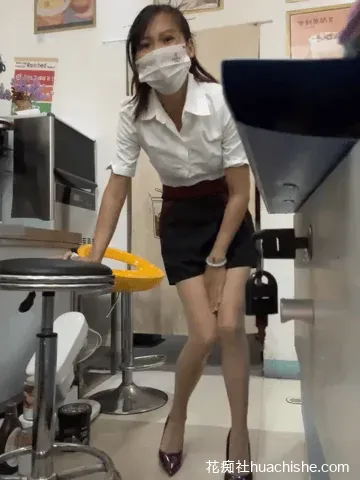 penquan-520 跳蛋自慰高潮喷水精彩截图02