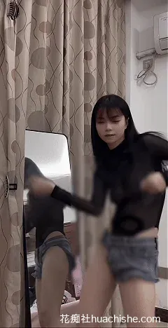 安慕曦 大尺度露脸定制裸舞精彩截图01