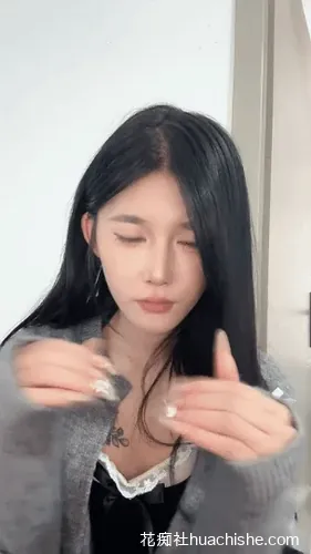 爱岛管子 全裸扣穴跳蛋自慰合集精彩截图04