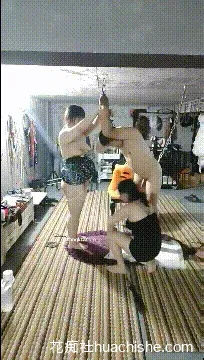 傲娇宝宝 姐妹互相SM调教男奴精彩截图08