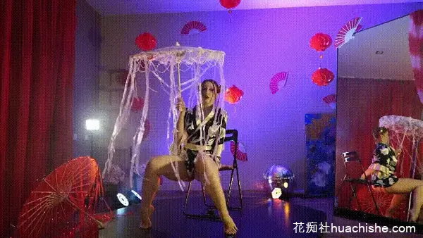 meganmeow 艺术一字马钢管舞精彩截图02