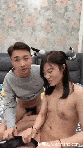 圆圆与多多 口交无套啪啪自慰精彩截图08
