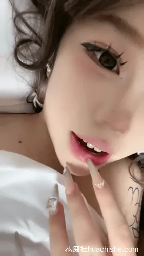 你的欲梦/萝莉苏苏 顶级校花下海就被狂干精彩截图17