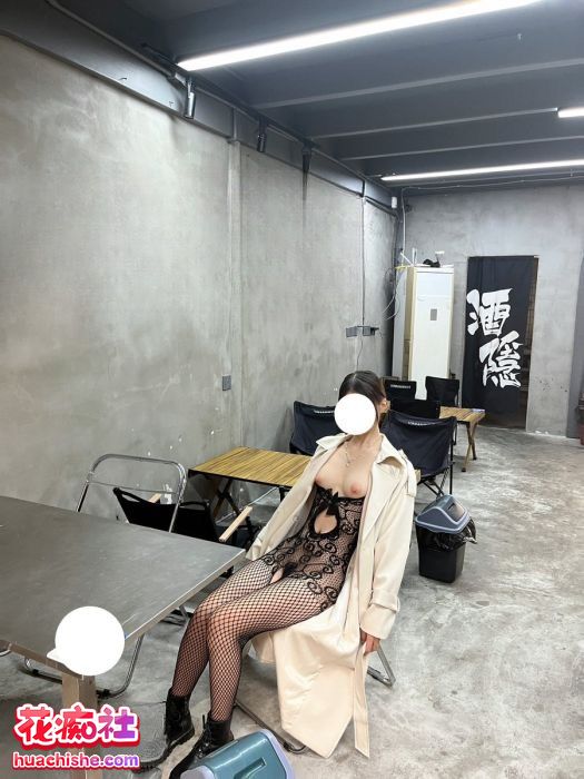 哪吒爱露出Nezha696900 各种露出精彩截图13