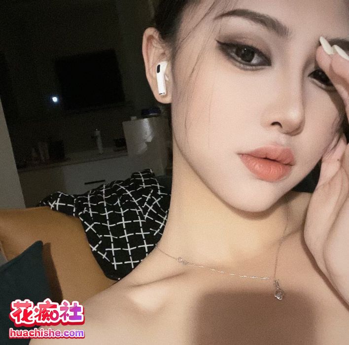小七爱玩庄周 美足足交福利精彩截图12