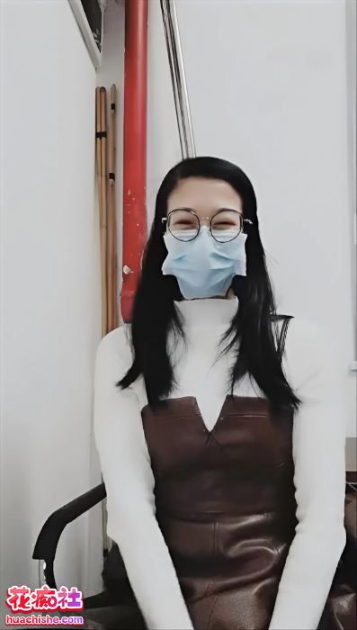 小憨憨老师/小橙子老师 边上课边玩跳蛋精彩截图05