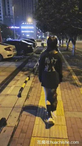 路灯先生 户外露出SM调教精彩截图01