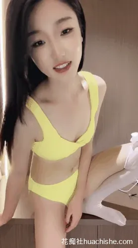 葡萄小野猫 美女调教颜射口爆精彩截图09