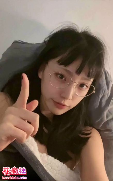 Onlyfans人气网黄 JuneLiu刘玥SpicyGum精彩截图17
