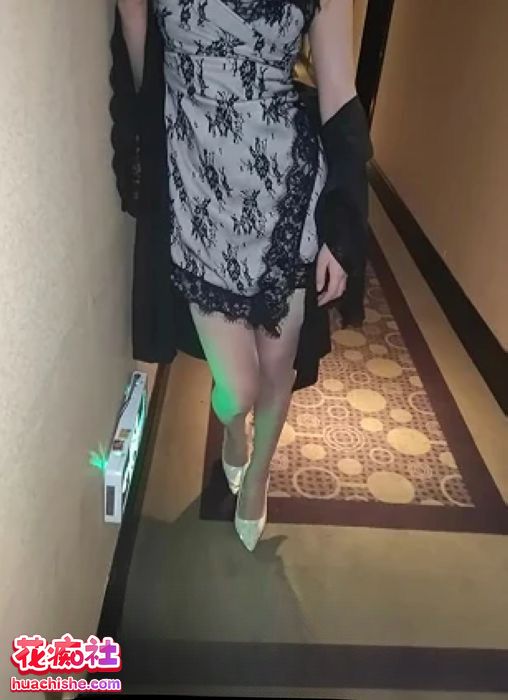 和女老板的故事 极品小美鲍啪啪精彩截图13