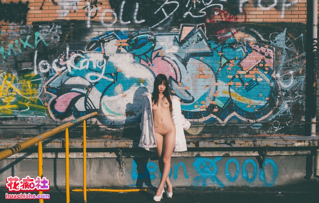 柚木yuzuki 各种露出调教82套精彩截图04