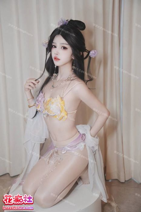 饼饼大王 裸舞自慰作品精彩截图17