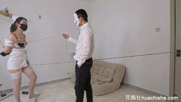 Raymond 夫妻私密制服调教户外露出精彩截图01