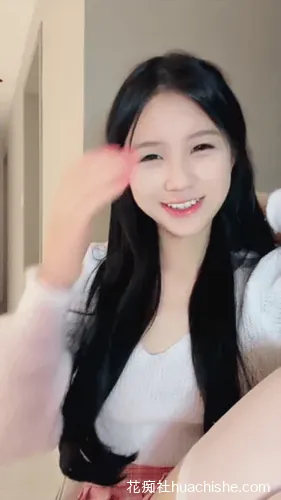 新人校花美少女下海【小岛】自慰精彩截图03