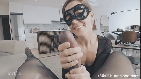 Onlyfans丝袜紧身myella 资源精彩截图07
