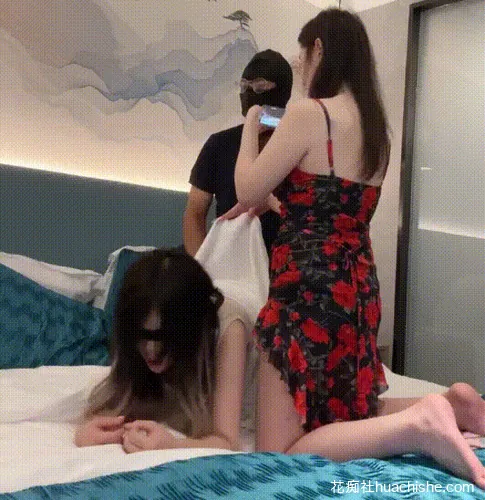 反差楠熙 露出调教视频精彩截图09