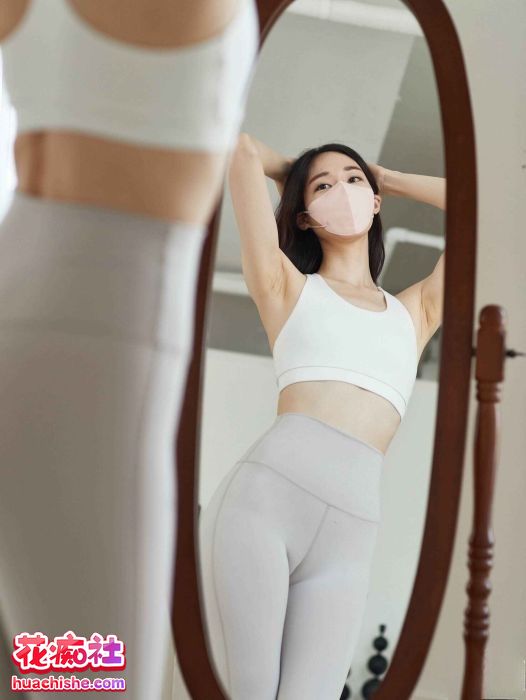 伊芙琳Evelyn이블린 性感穿搭瑜伽裸舞精彩截图16